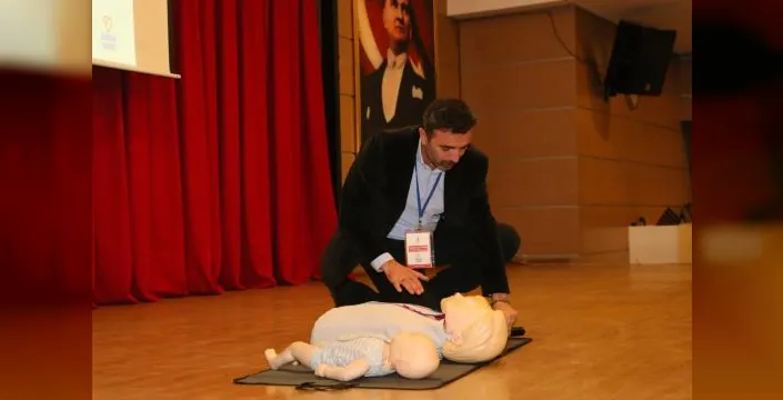 Çiğli Belediyesi ilk yardım semineri verdi