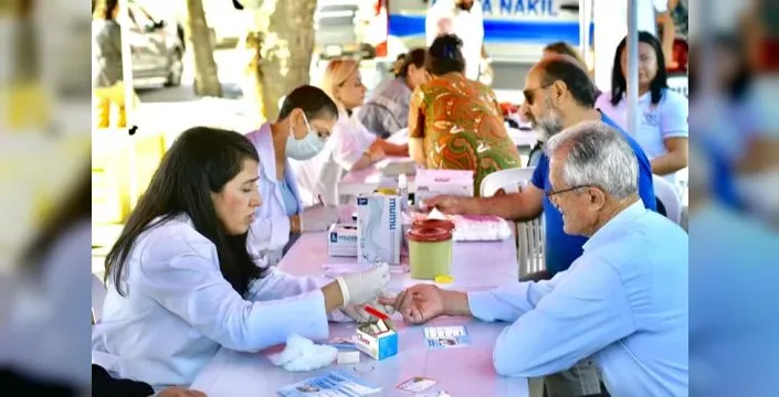 Çiğli'de ücretsiz sağlık taraması gerçekleştirildi