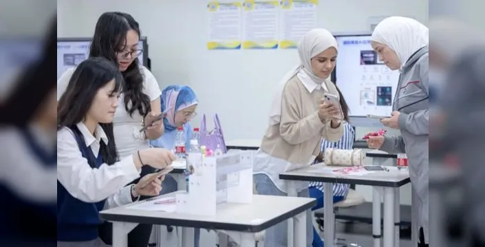 Çin, kadınları dijital alanda güçlendirme hedefinde
