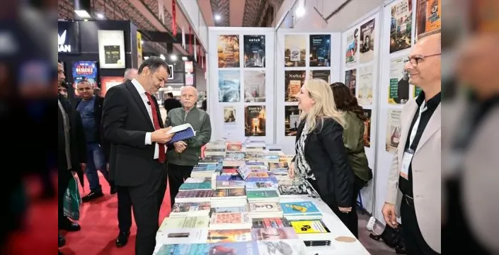 Denizli kitap fuarı kitapseverlerle buluştu