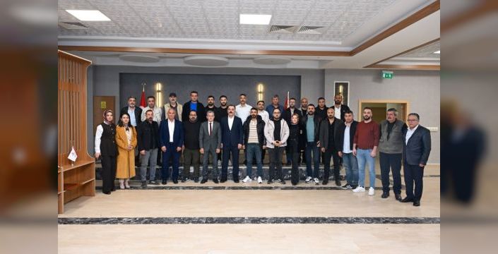 Emniyet müdürü gazetecilerle buluştu