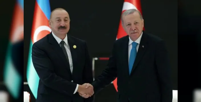 Erdoğan, Aliyev'i Türk Devletleri Zirvesi'ne davet etti