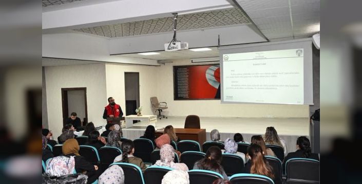 Erzincan'da okul bahçe sorumlularına oryantasyon eğitimi verildi