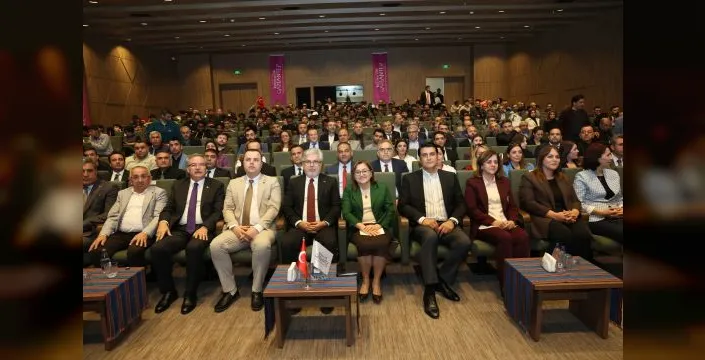 Gaziantep'te müze eğitimi üzerine konferans düzenlendi