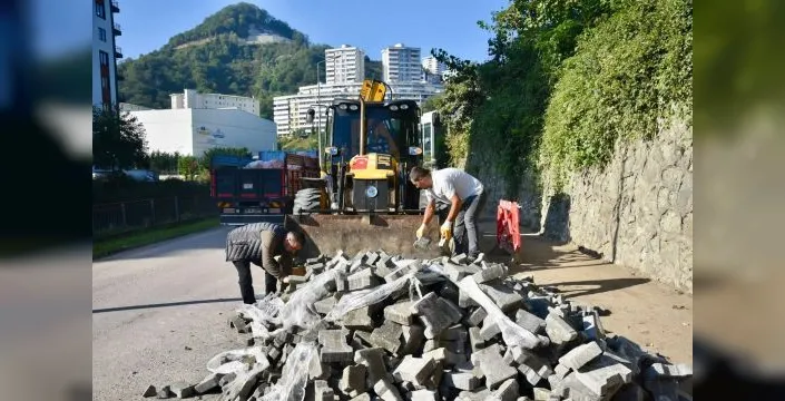 Giresun'da yol ve altyapı çalışmaları sürüyor