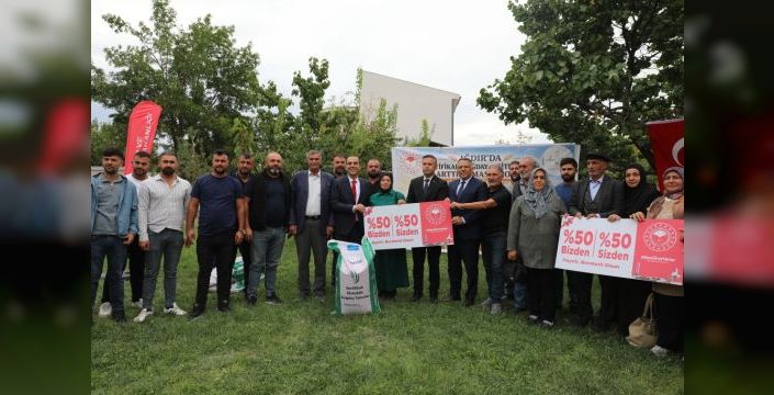 Iğdır'da 160 üreticiye 40 ton buğday tohumu dağıtıldı