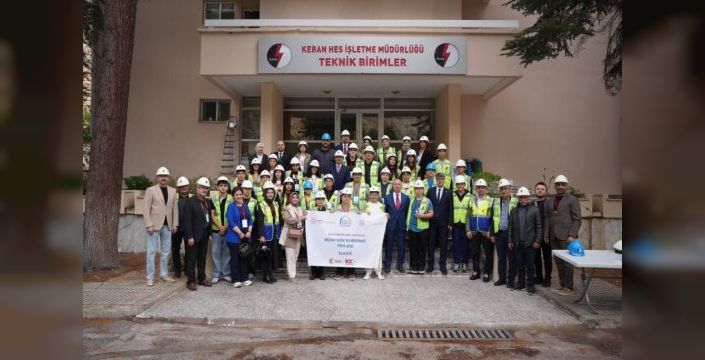 İstanbul'dan gelen öğrenciler Keban'ı keşfetti