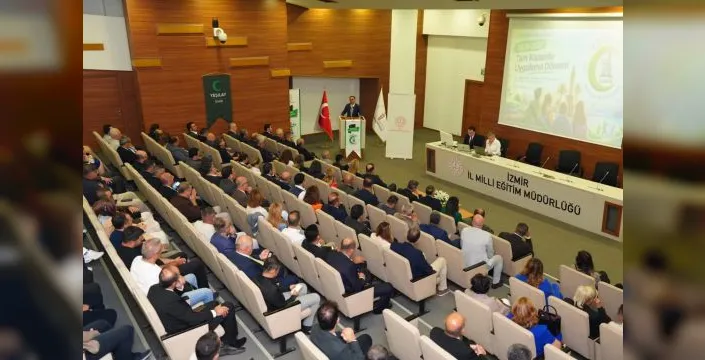 İzmir'de Yeşilay ligi yeni dönem koordinasyonu yapıldı