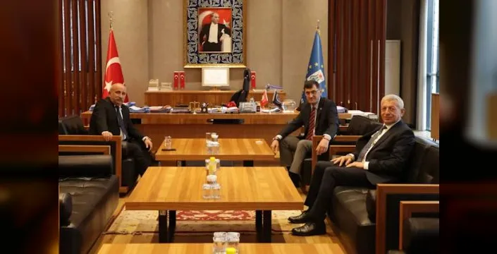 Kütahya'da belediye başkanları buluştu