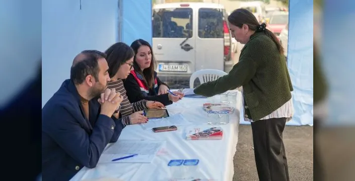 Maltepe'de sosyal yardım hizmetleri mahallelere ulaşıyor