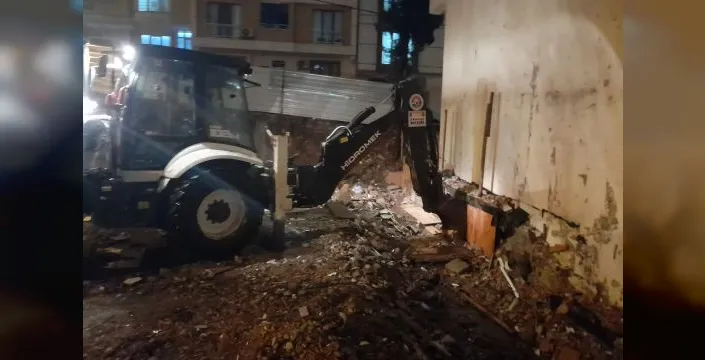 Maltepe'de yağış sonrası hasar giderildi
