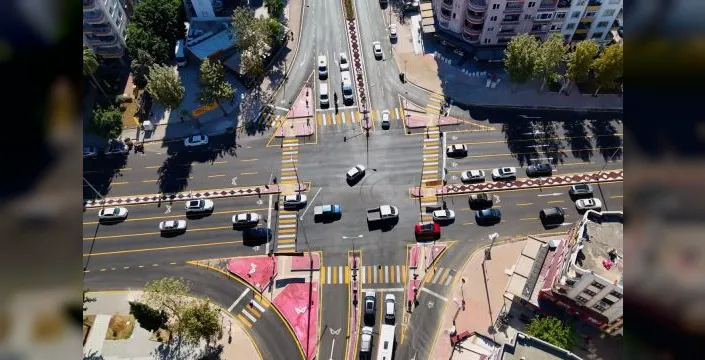 Mersin'deki Güleryüz Kavşağı'nda akıllı sistem uygulandı