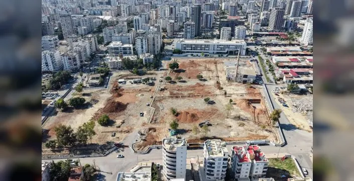 Mezitli kent meydanı projesinde ilerleme kaydediliyor