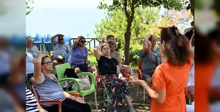 Muratpaşa'da Parkinson hastaları için hareket akademisi