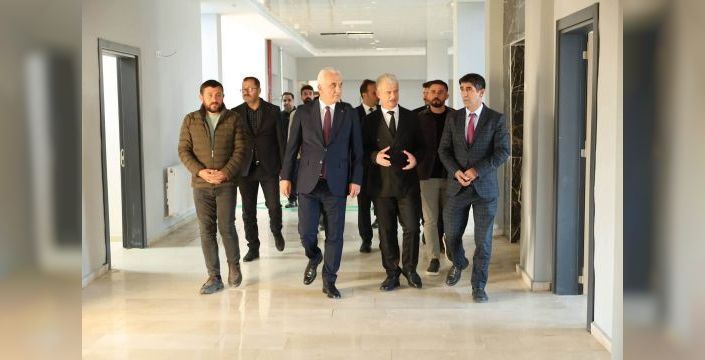 Muş'ta Yeni Gençlik ve Spor İl Müdürlüğü Hizmet Binası ve Spor Salonu İncelemesi