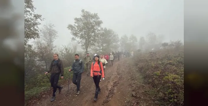 Mysia Yolları'nda 103. yıl Cumhuriyet yürüyüşü