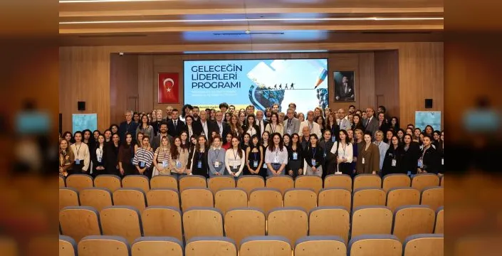 Nilüfer'de genç liderler için eğitim programı start aldı