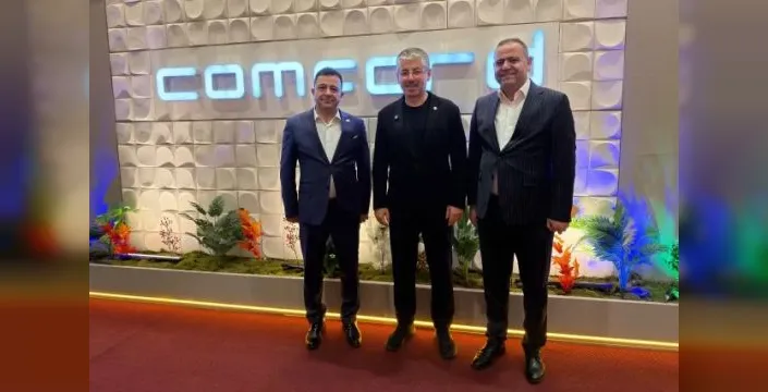 Şaban Çopuroğlu, ANAMOB 2026 fuarını ziyaret etti