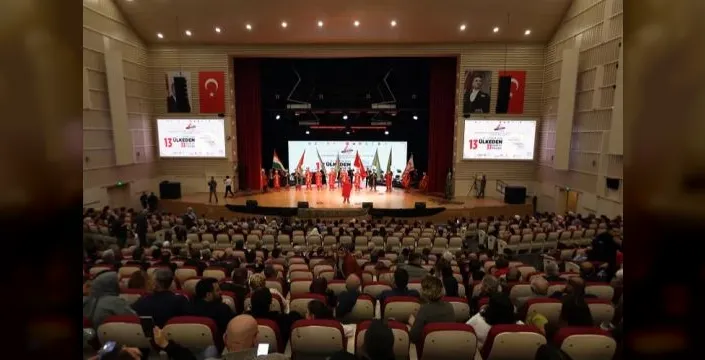 Talas'ta Türk dünyası şair ve yazarları bir araya geldi