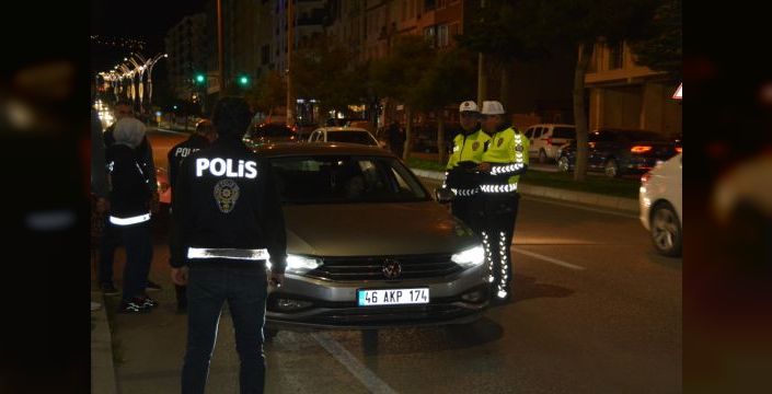 Tatvan'da asayiş ve trafik denetimi yapıldı