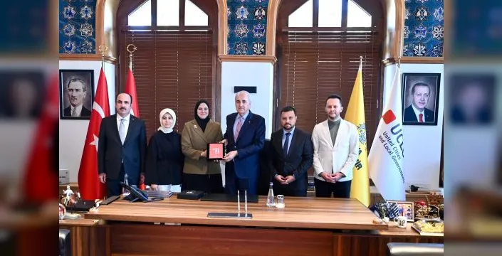 TBMM Başkanı Kurtulmuş, Konya Büyükşehir Belediye Başkanı'nı ziyaret etti