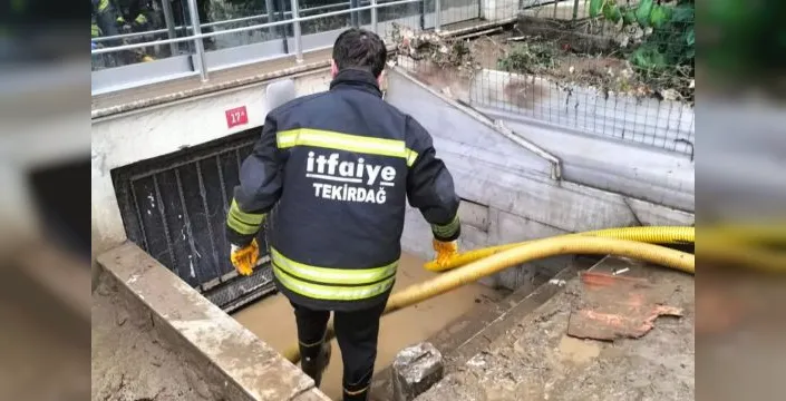 Tekirdağ, İstanbul'a afet yardımı ulaştırdı