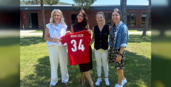 Türk kadın futbolcular için Avrupa'da yeni bir girişim başlatıldı